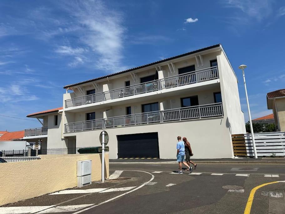 Tres Bel Appartement Neuf - Parking Et Terrasse Biscarrosse Kültér fotó